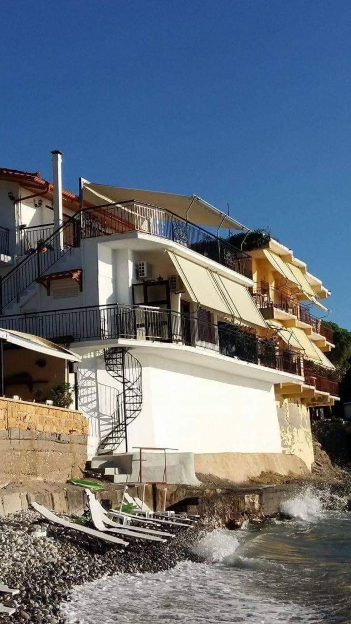 Ekie Apartment With Sea View Kalamáta Eksteriør bilde